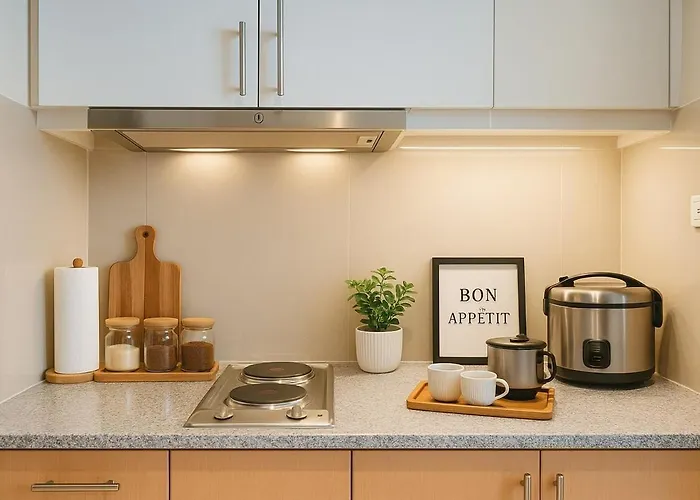 Modern & Cozy 2br Near Okada, Solaire, Airport Apartamento Manila