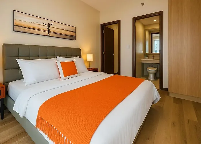Modern & Cozy 2br Near Okada, Solaire, Airport Manila